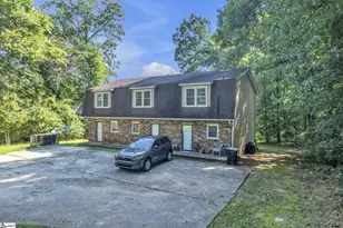 203 Guthrie Rd, Belton, SC 29627 - Photo 3