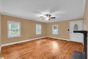 228 Perry Ave, Simpsonville, SC 29681 - Photo 3