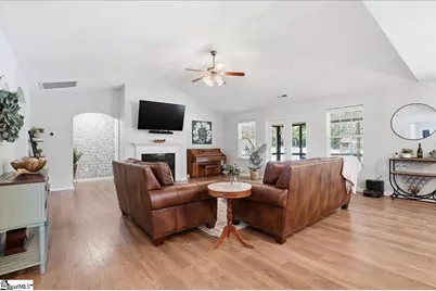 130 Saddlebrook Avenue, Pickens, SC 29671 - Photo 5