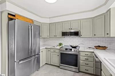 20 W Mountainview Avenue, Greenville, SC 29609 - Photo 13