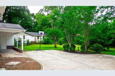 611 Cherokee Drive, Greenville, SC 29615 - Photo 13