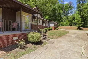 556 Club Dr, Greenville, SC 29611 - Photo 1