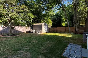 295 Werts St, Greenville, SC 29605 - Photo 25