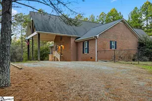1907 Mountain Creek Church Rd, Starr, SC 29684 - Photo 1