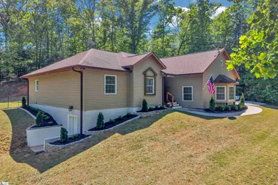163 Healy Lane, Marietta, SC 29661 - Photo 3