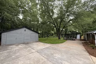 653 Enoree Rd, Travelers Rest, SC 29690 - Photo 19