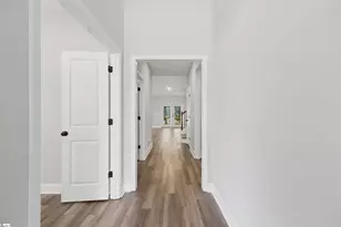 401 Grand Harbor Blvd, Ninety Six, SC 29666 - Photo 3