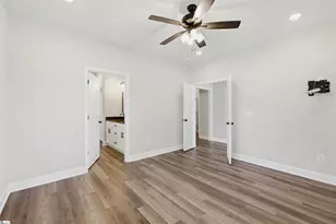 401 Grand Harbor Blvd, Ninety Six, SC 29666 - Photo 5