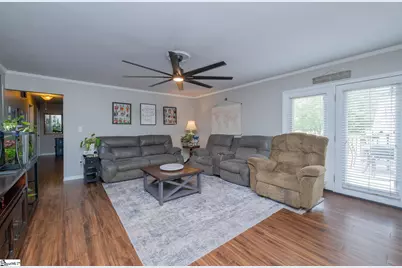 504 Cunningham Road, Taylors, SC 29687 - Photo 11