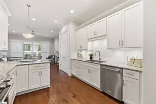 100 S Hudson St, Greenville, SC 29601 - Photo 7