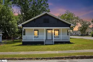 402 Elm St, Gaffney, SC 29340 - Photo 1