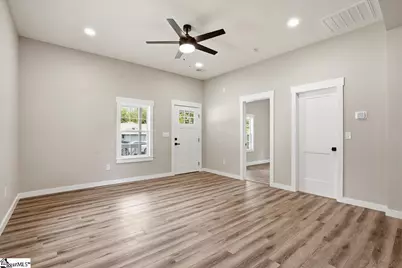 402 Elm Street, Gaffney, SC 29340 - Photo 7