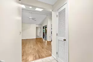 327 Mockingbird Hill Ln, Greenville, SC 29605 - Photo 11