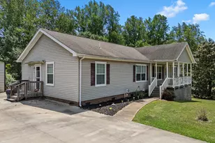 111 Owens Dr, Inman, SC 29349 - Photo 3