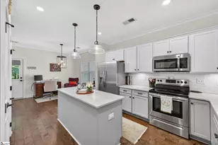 101 Pacific Ave, Greenville, SC 29605 - Photo 17