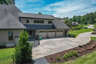 3021 Rock Point Dr, Seneca, SC 29672 - Photo 45