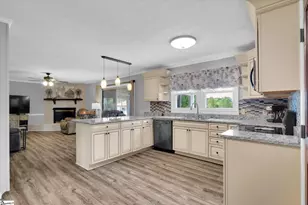 113 Leisure Dr, Easley, SC 29640 - Photo 17