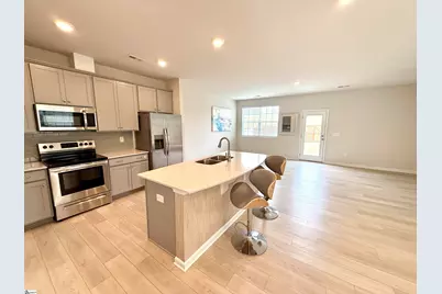 270 E Compass Way, Easley, SC 29640 - Photo 3