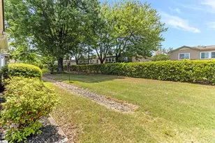 215 Lakeside Cir, Greenville, SC 29615 - Photo 29