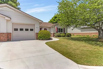 215 Lakeside Circle, Greenville, SC 29615 - Photo 3