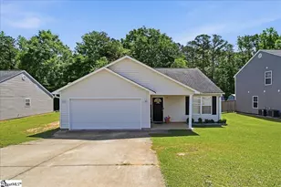 300 London Dr, Laurens, SC 29360 - Photo 1