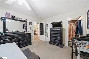 300 London Dr, Laurens, SC 29360 - Photo 23