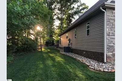 379 Riveroak Road, Inman, SC 29349 - Photo 15