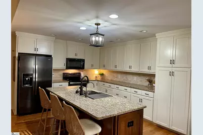 379 Riveroak Road, Inman, SC 29349 - Photo 5