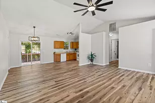 207 Symbolic Ct, Greenville, SC 29617 - Photo 5