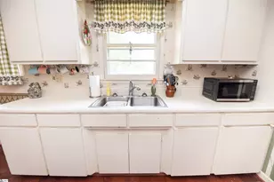 607 Vanney Circle, Boiling Springs, SC 29316 - Photo 9