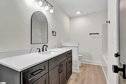 208 Pinehaven Street, Laurens, SC 29360 - Photo 31