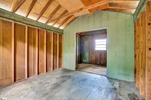 208 Pinehaven St, Laurens, SC 29360 - Photo 45