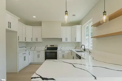 100 Cottage Street, Wellford, SC 29385 - Photo 7