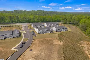 706 Isleworth Ln, Greenville, SC 29611 - Photo 25