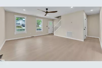31 Michell Drive, Taylors, SC 29687 - Photo 5