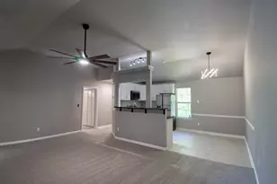 119 Freestone St, Greenville, SC 29605 - Photo 9