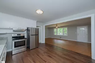 31 Blue Mountain Dr, Greenville, SC 29617 - Photo 7