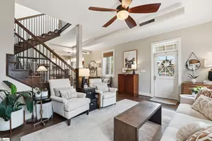 325 Hampton Ave, Greenville, SC 29601 - Photo 11