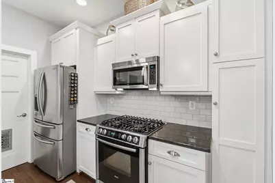 325 Hampton Avenue #Unit 106, Greenville, SC 29601 - Photo 17