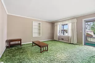 8 Woodridge Dr, Greenville, SC 29611 - Photo 5