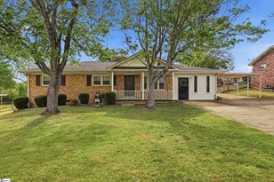 8 Woodridge Dr, Greenville, SC 29611 - Photo 1