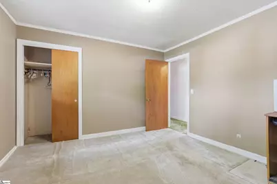 8 Woodridge Drive, Greenville, SC 29611 - Photo 17