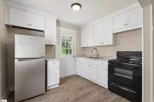 2 Maryland Ave, Greenville, SC 29611 - Photo 9