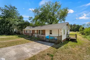 308 Clayton St, Central, SC 29630 - Photo 7