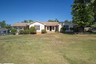 1011 Sierra Dr, Easley, SC 29642 - Photo 3