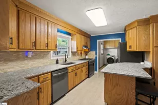1011 Sierra Dr, Easley, SC 29642 - Photo 19