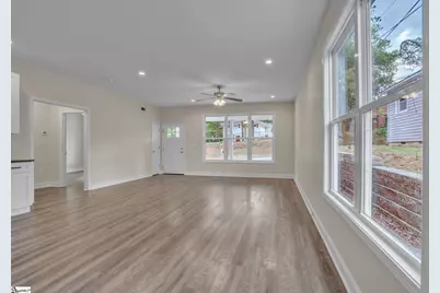 308 S Lewis Street, Pickens, SC 29671 - Photo 7