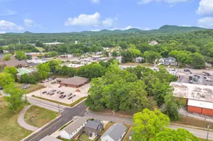 308 S Lewis St, Pickens, SC 29671 - Photo 29