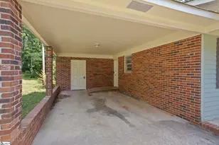 400 Meadow Rd, Laurens, SC 29360 - Photo 21