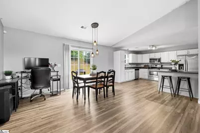 1302 Autumn Glen Court, Fountain Inn, SC 29644 - Photo 7